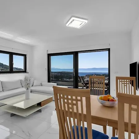 Romic Apartment Makarska